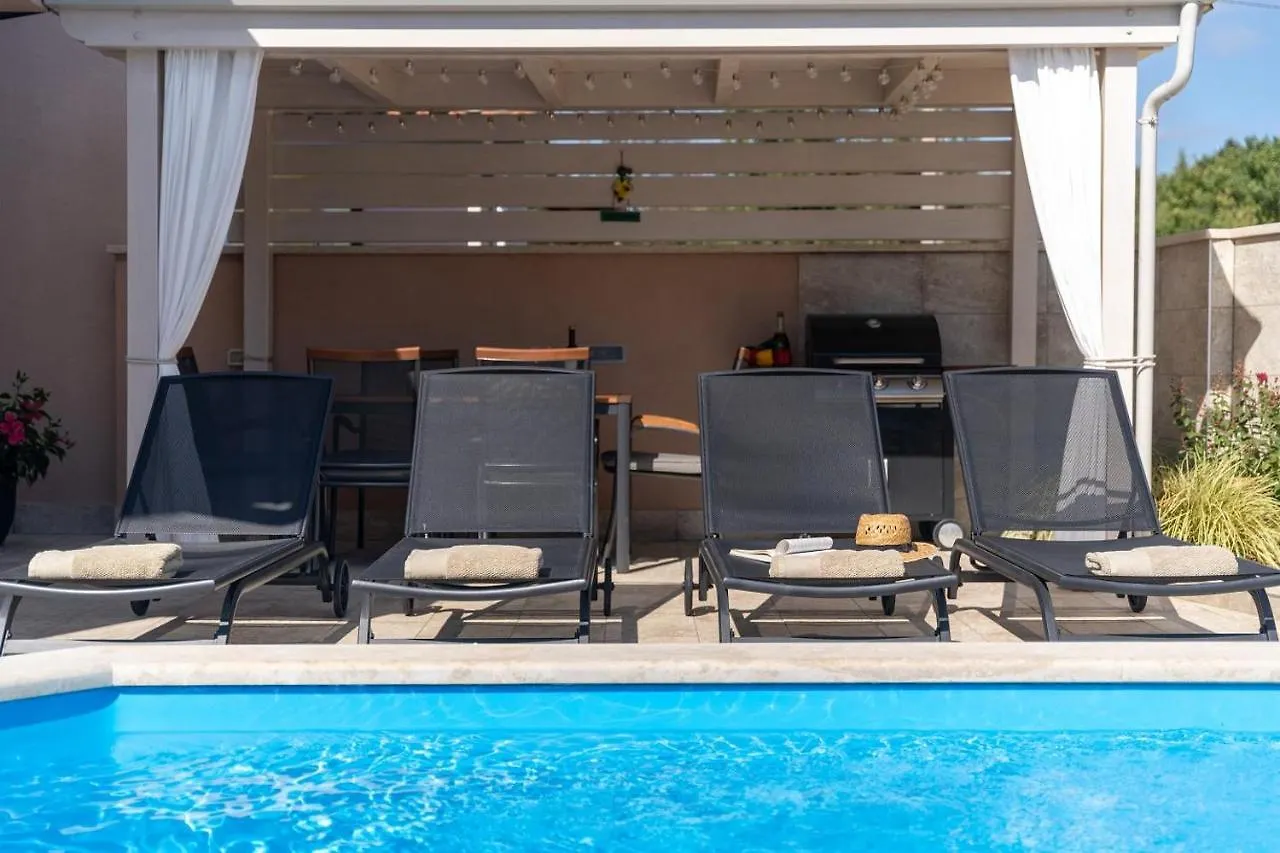 Villa Evita Πόρετς Κροατία